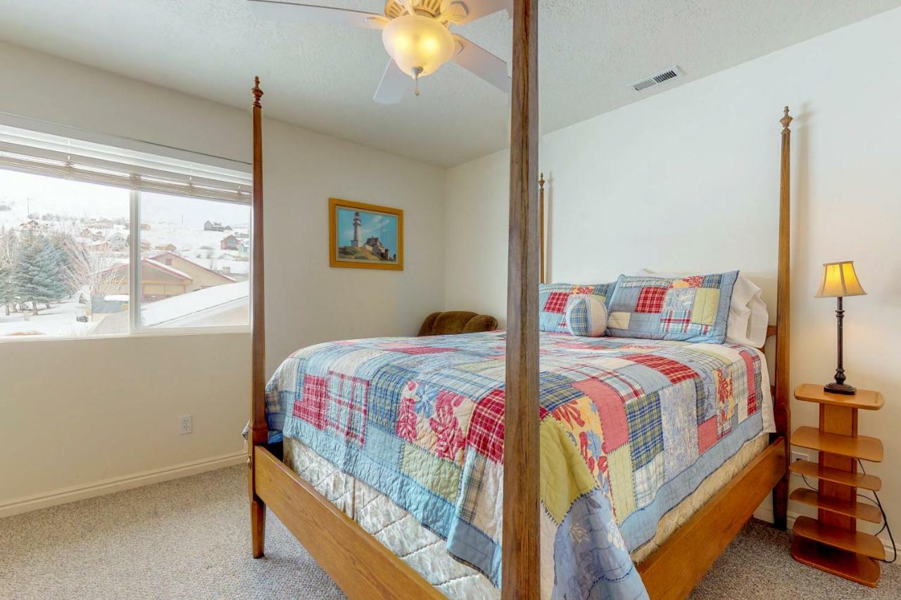 Tennis Court Condo ガーデンシティ エクステリア 写真