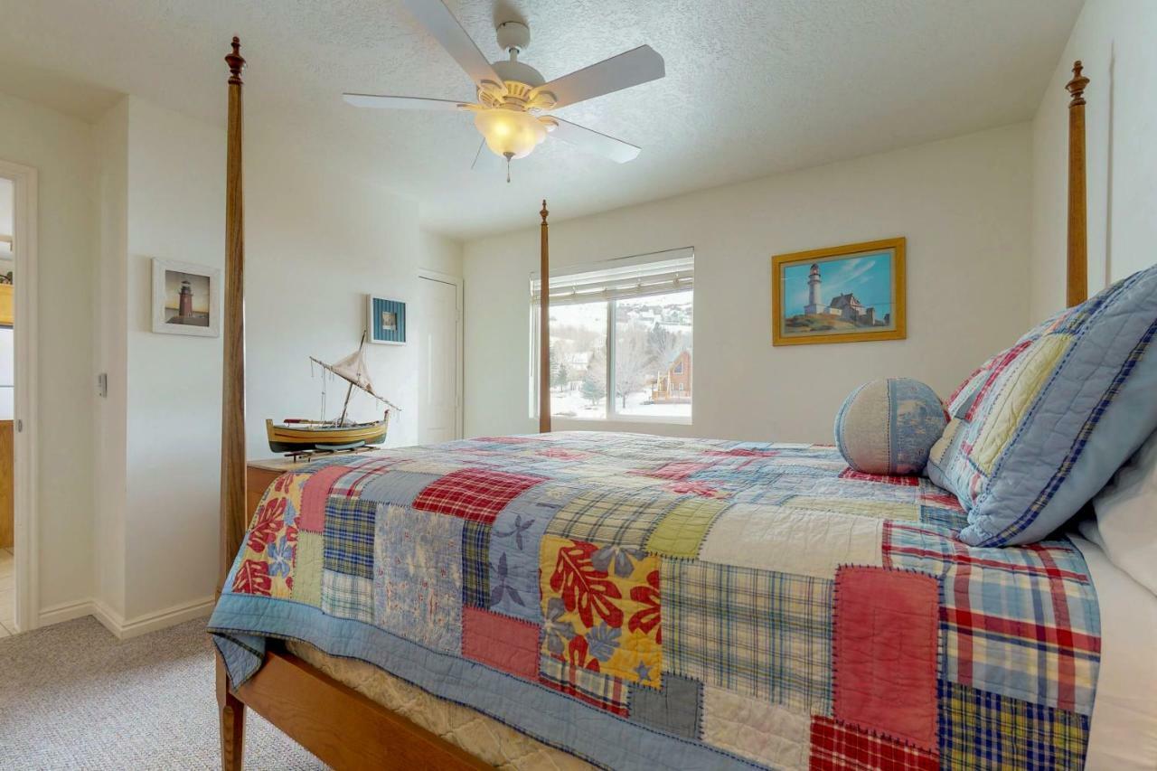 Tennis Court Condo ガーデンシティ エクステリア 写真