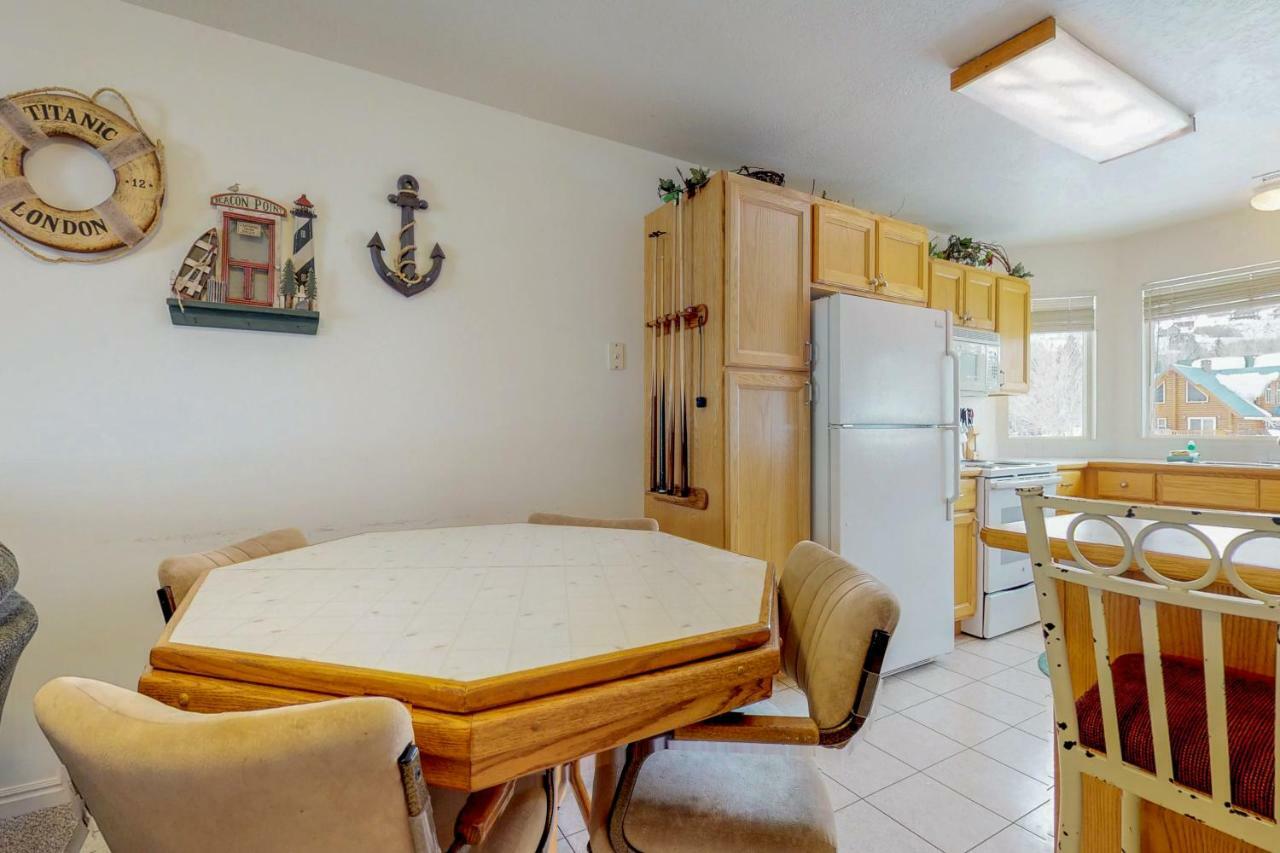 Tennis Court Condo ガーデンシティ エクステリア 写真